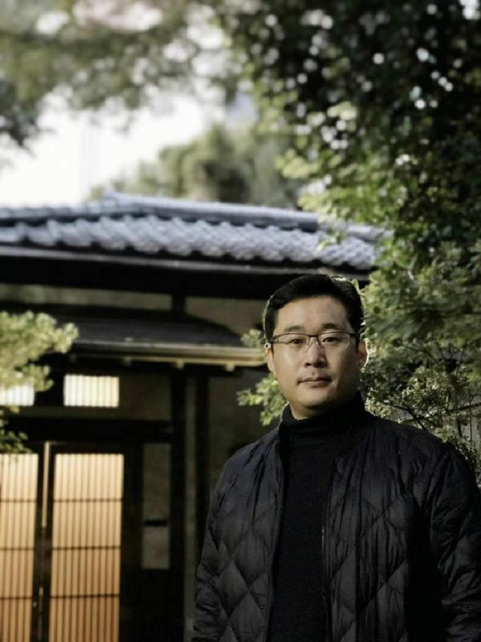 1680159281264150.png 教师照片.png